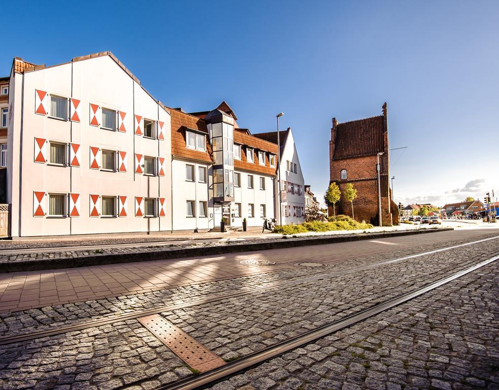 Hotel Am Alten Hafen Wißmar Exterior foto